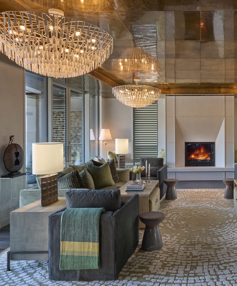 Roki living room