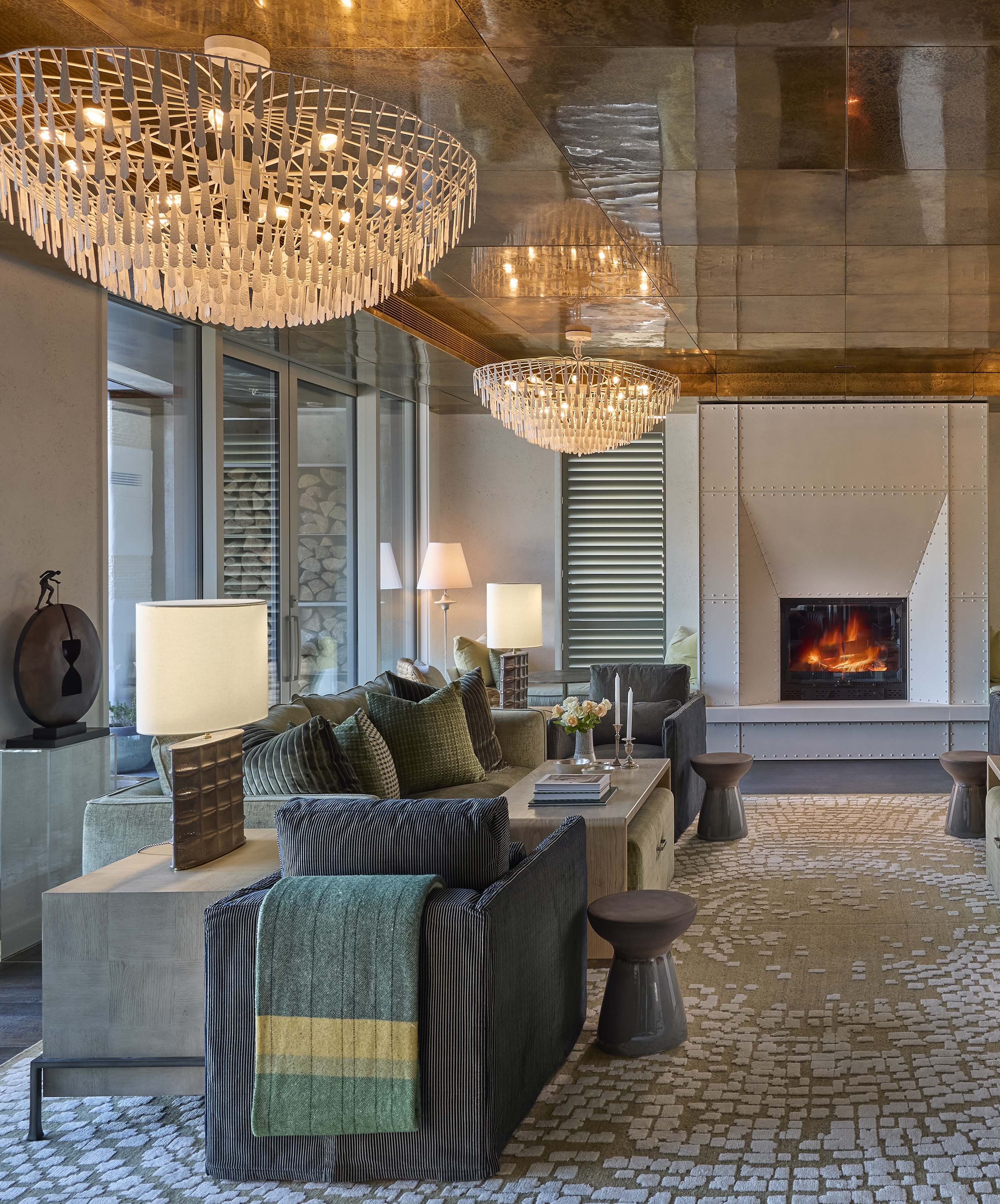 Roki living room