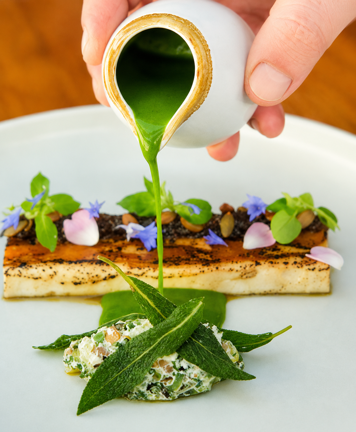 Dining ahi 2