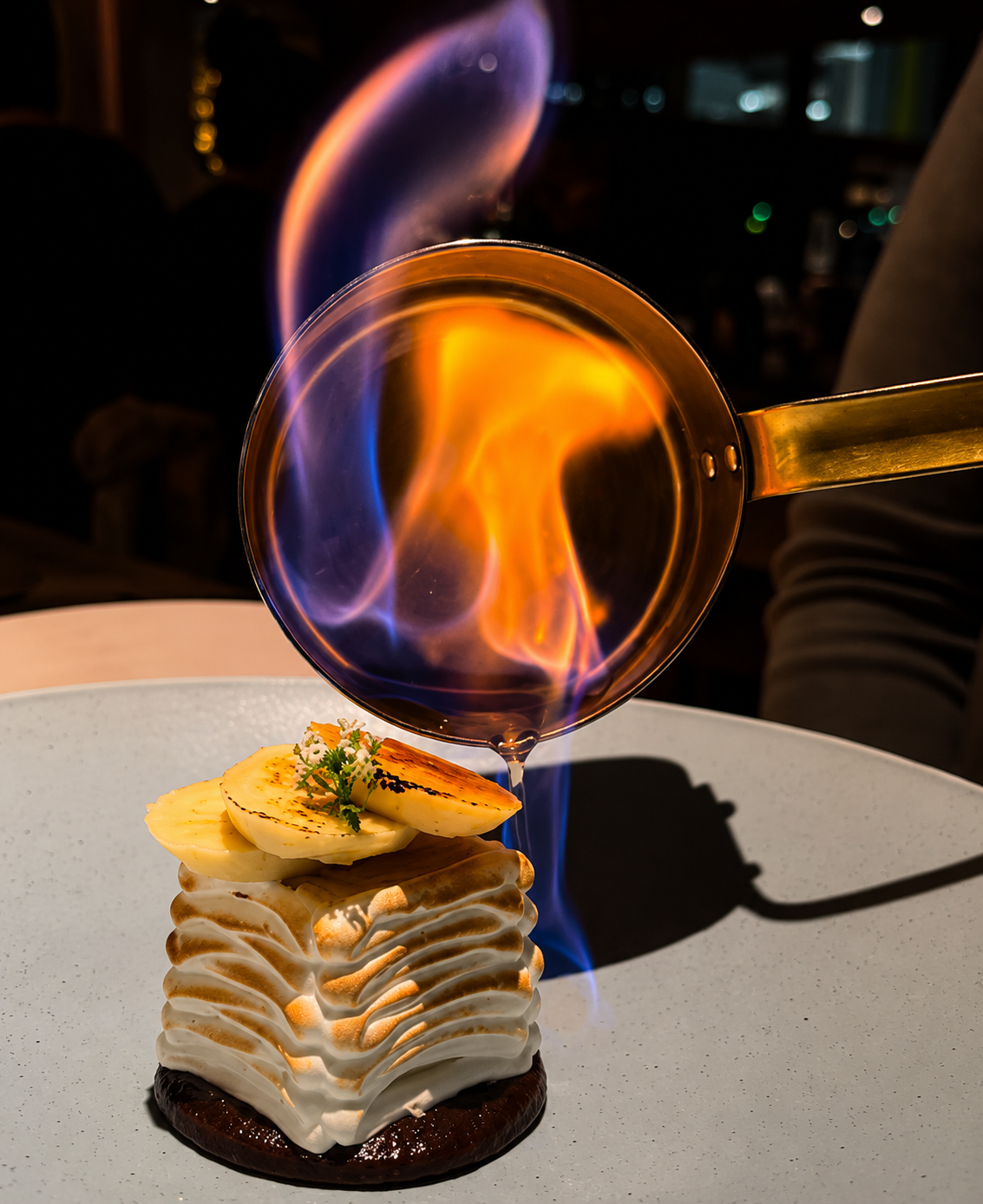 Dining ahi fire
