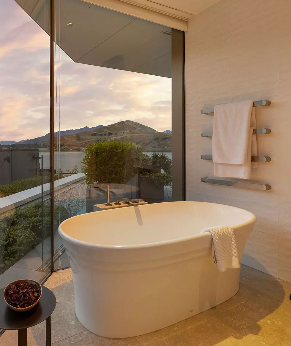 Elms bath