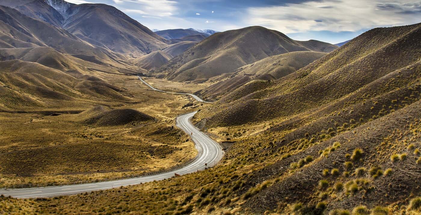 Mackenzie country lindis pass road